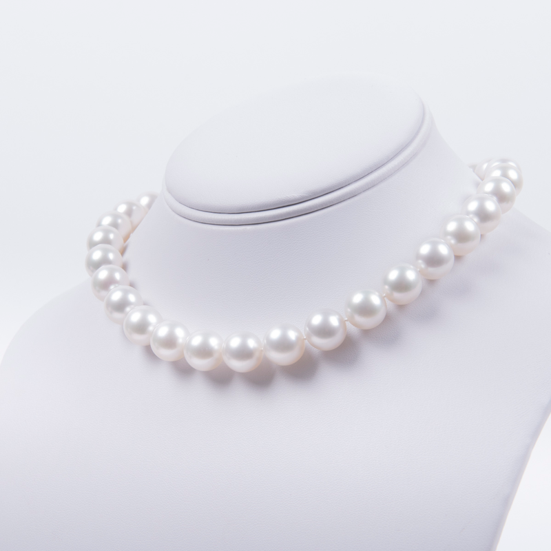 Pre-Owned 11 x 11.95mm White South Sea Pearl Strand Necklace