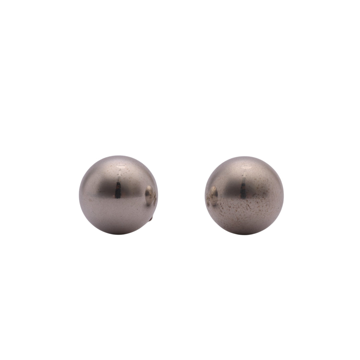 Pre-Owned Tiffany & Co. Hardwear Ball Stud Earrings