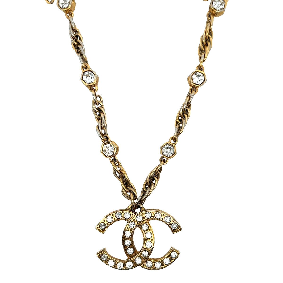 Pre-Owned Chanel Vintage CC Necklace