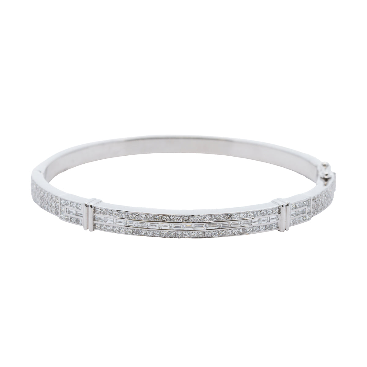 Pre-Owned Diamond Hinged Bangle Bracelet