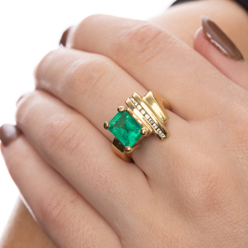 Pre-Owned Emerald and Diamond Ring