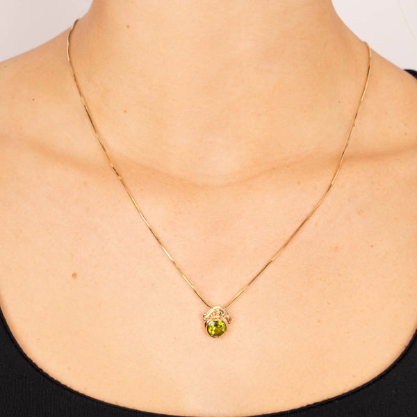 Pre-Owned Green Peridot Pendant Necklace