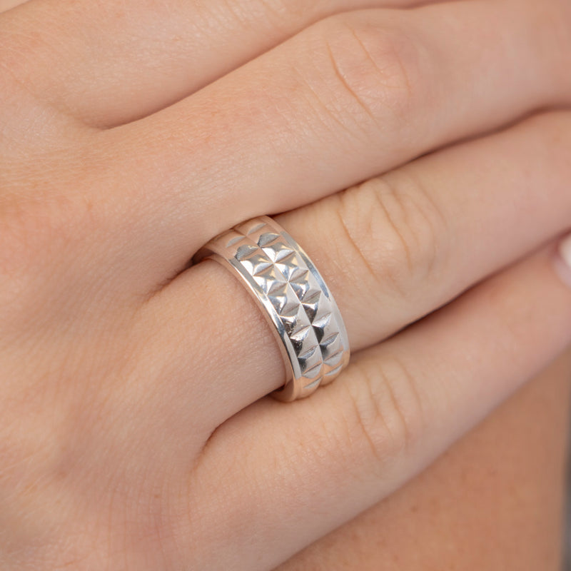 Pre-Owned Tiffany & Co. Moderne Band