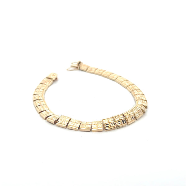 Pre-Owned Etched Square Link Bracelet