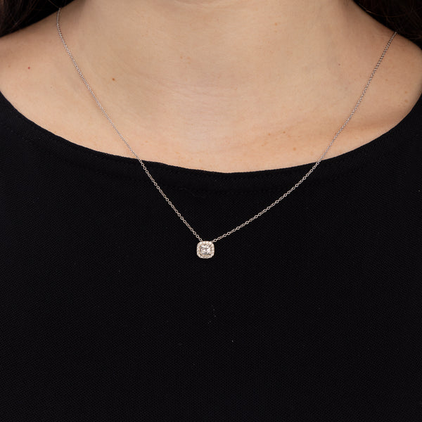 Pre-Owned Forevermark Diamond Center Of My Universe Pendant