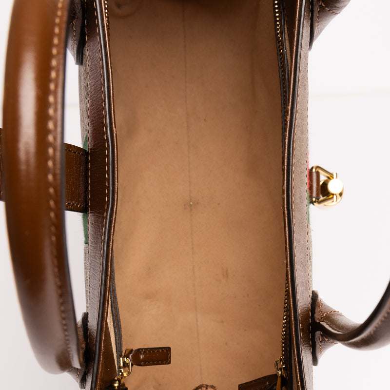 Pre-Owned Gucci Medium Tote with Piston Closure