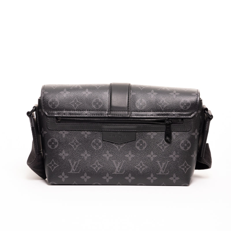 Pre-Owned Louis Vuitton Monogram Eclipse S-Cape Messenger