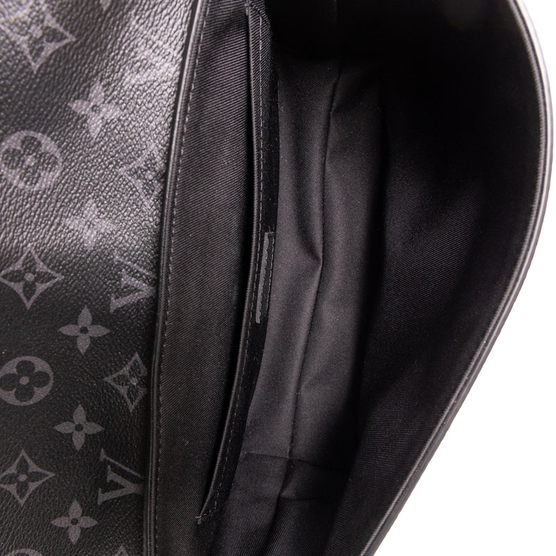 Pre-Owned Louis Vuitton Monogram Eclipse S-Cape Messenger