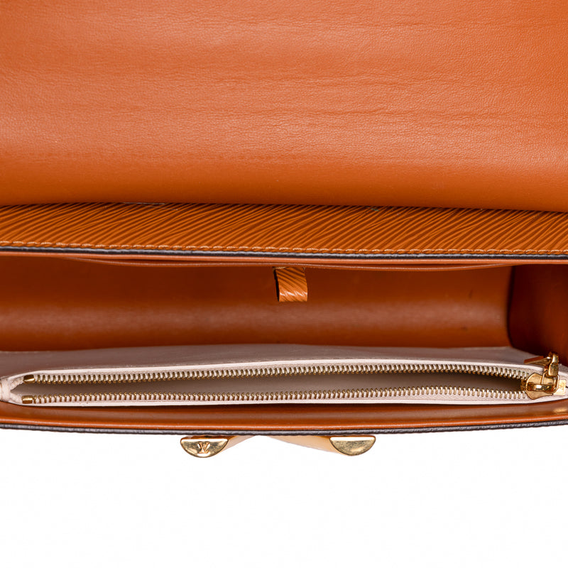 Pre-Owned Louis Vuitton Epi Twist MM