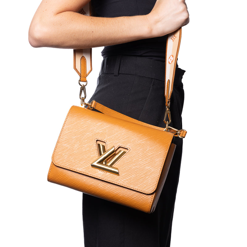 Pre-Owned Louis Vuitton Epi Twist MM