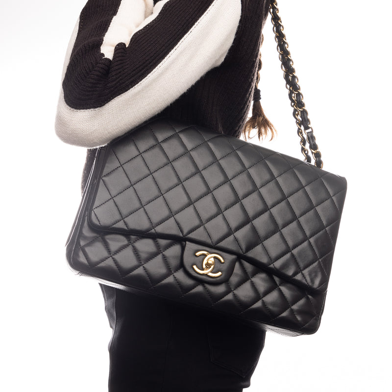 Pre-Owned Chanel Maxi Classic Double Flap Handbag