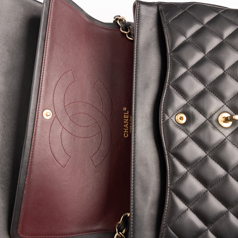 Pre-Owned Chanel Lambskin Jumbo Classic DLB Flap