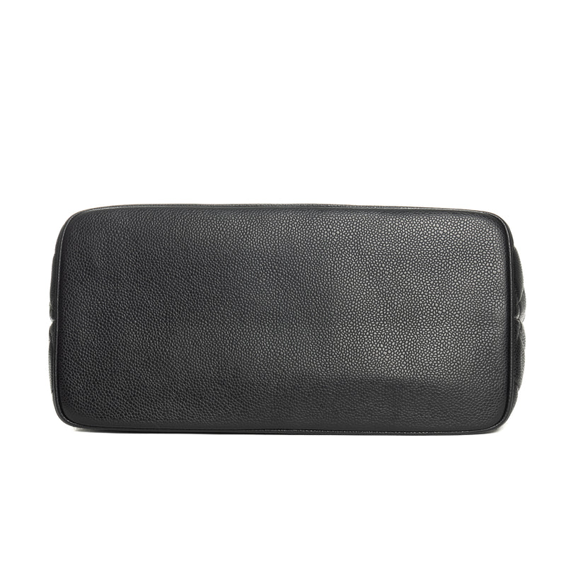 Pre-Owned Chanel Caviar Diamond Quilted Medium CC Medallion Tote