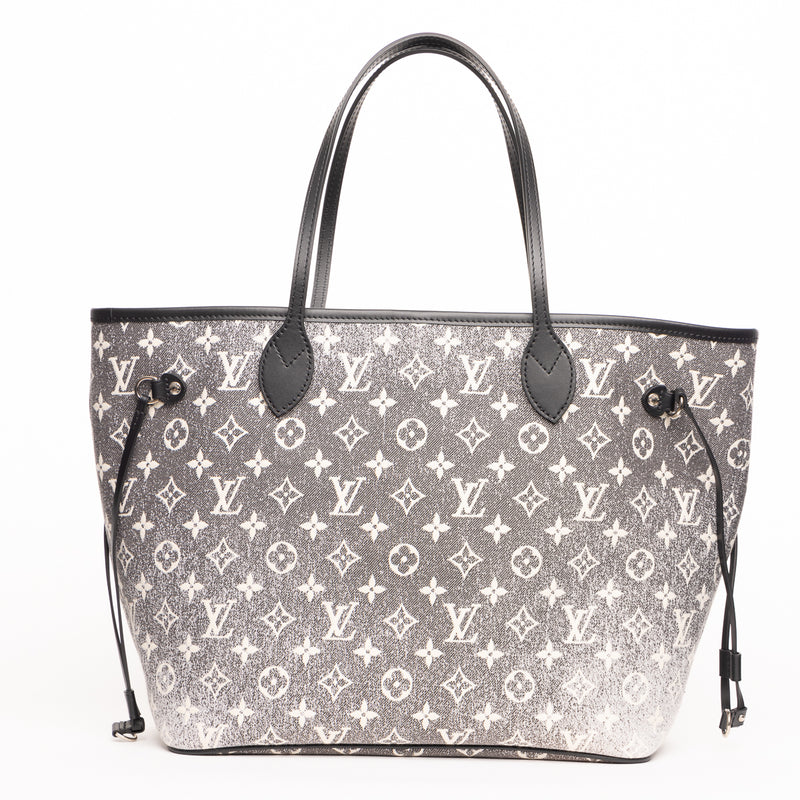 Pre-Owned Louis Vuitton Monogram Jacquard Denim Neverfull MM