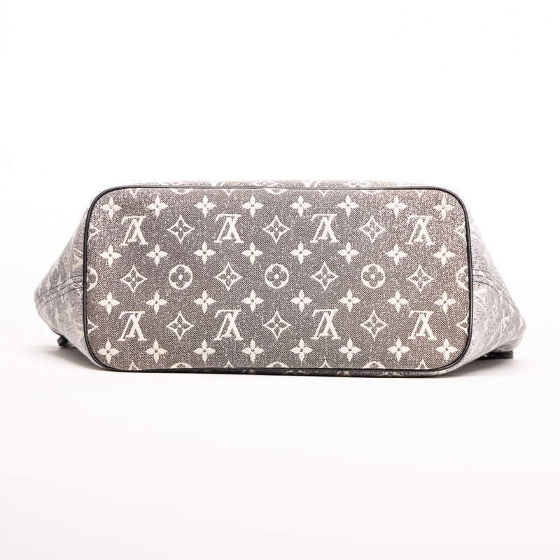 Pre-Owned Louis Vuitton Monogram Jacquard Denim Neverfull MM
