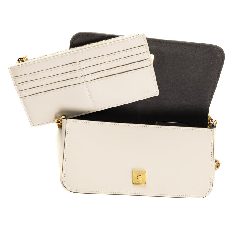 Pre-Owned Fendi Fendigraphy Wallet on Chain