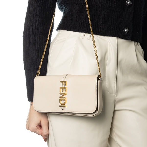 Pre-Owned Fendi Fendigraphy Wallet on Chain