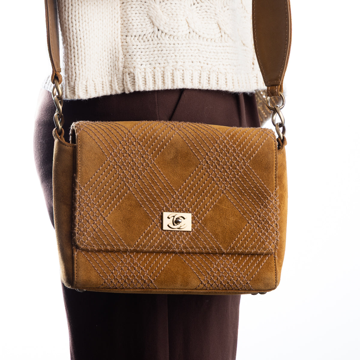 Pre-Owned Chanel Coco Mark Wild Stitch Suede Shoulder Bag