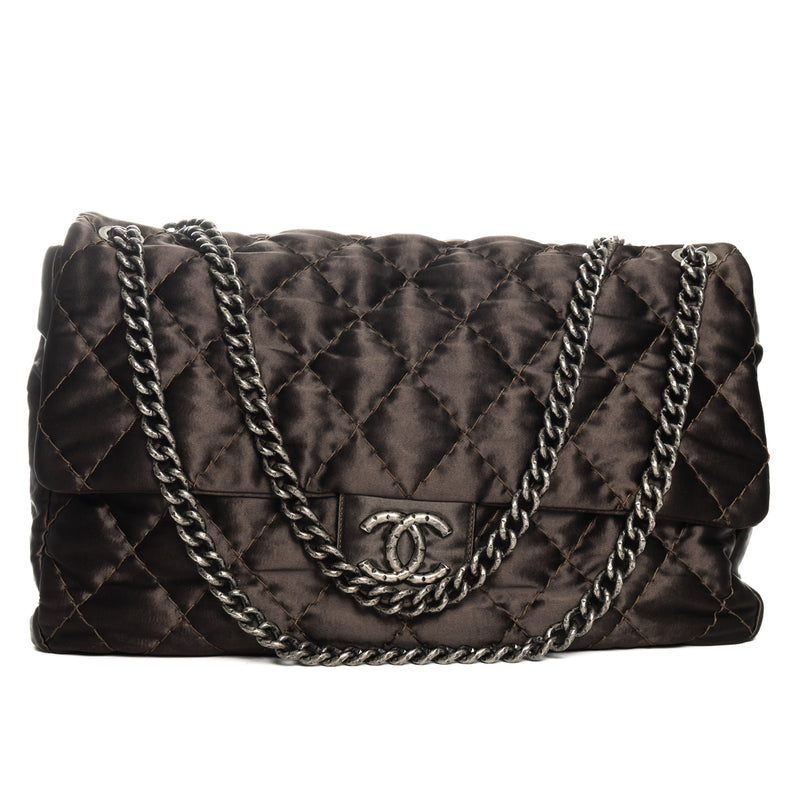 Pre-Owned Chanel XL CC Quilted Satin Single Flap