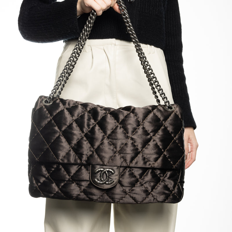 Pre-Owned Chanel XL CC Quilted Satin Single Flap