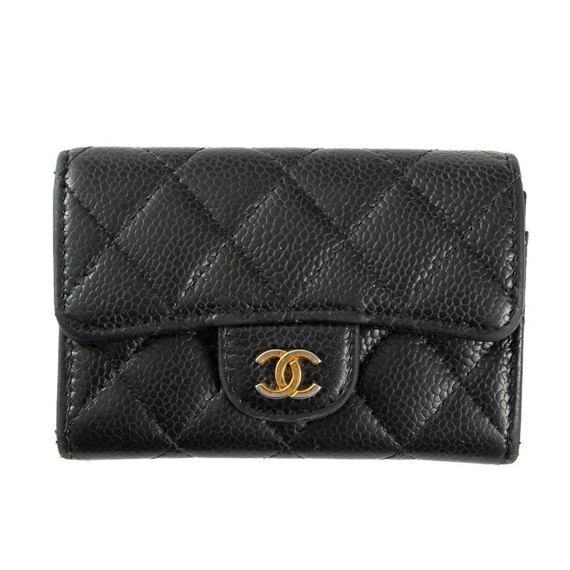 Pre-Owned Chanel Caviar Classic Card Holder
