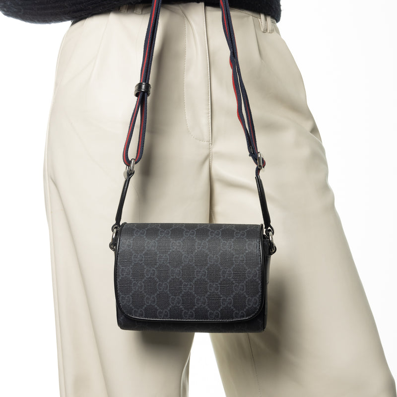 Pre-Owned Gucci GG Black Mini Bag