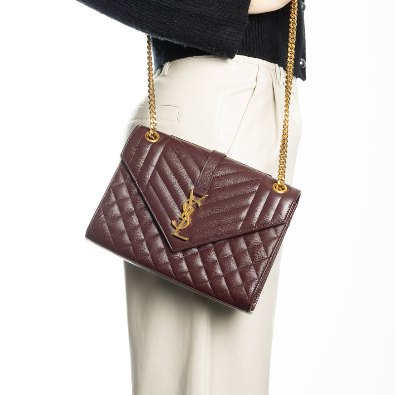 Pre-Owned Yves Saint Laurent Envelope Medium Bag