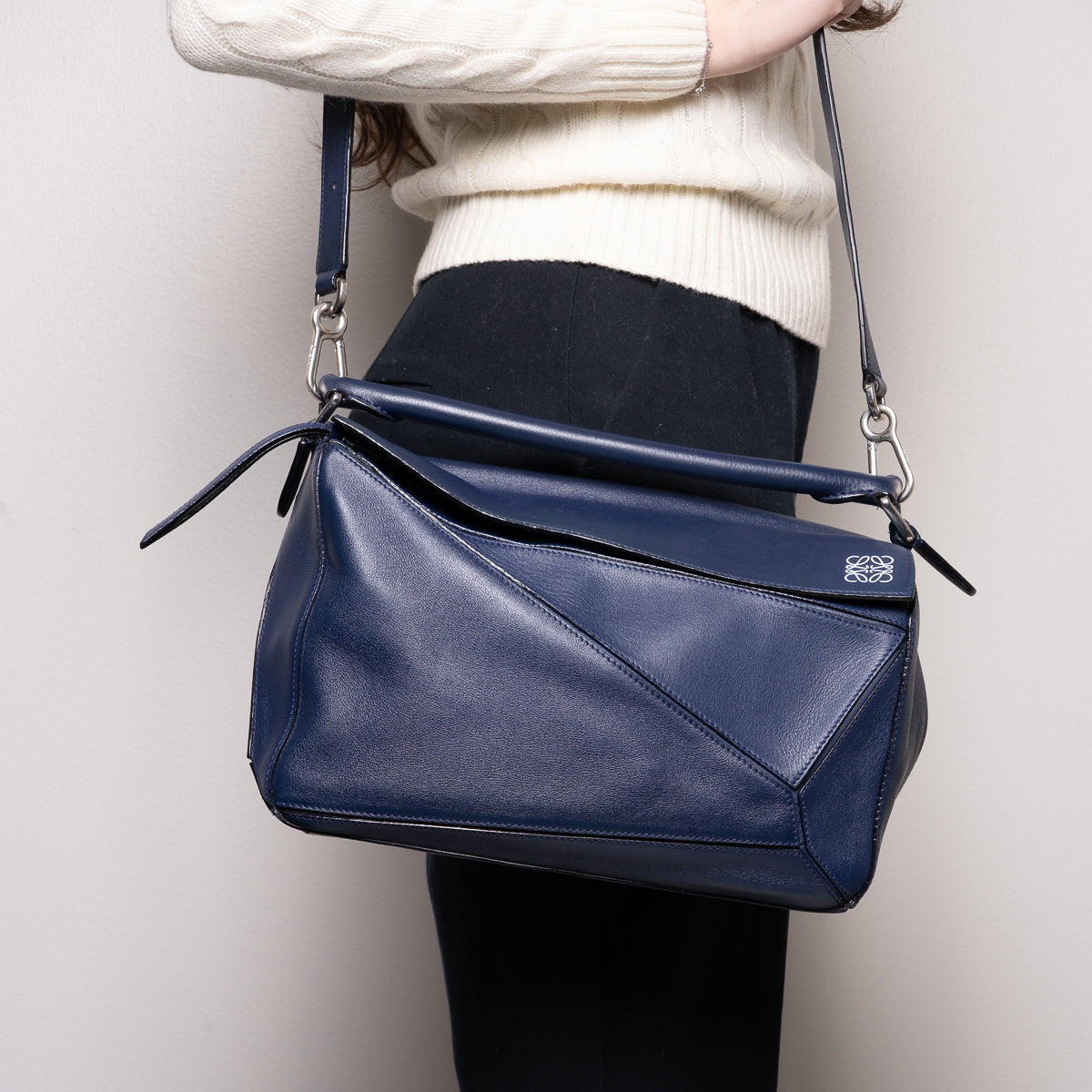 Pre-Owned Loewe Medium Puzzle Edge Bag