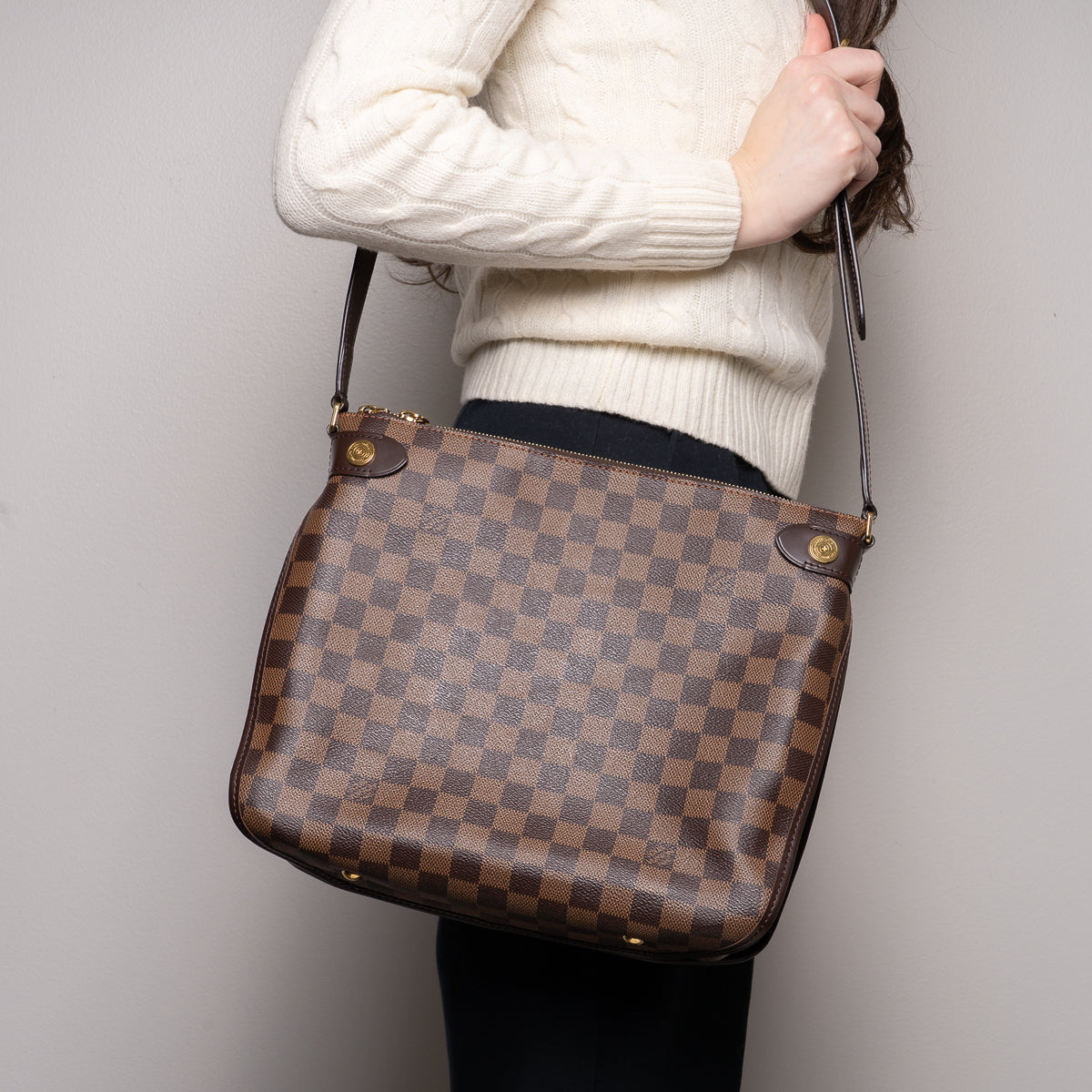 Pre-Owned Louis Vuitton Damier Ebene Duomo Messenger Bag