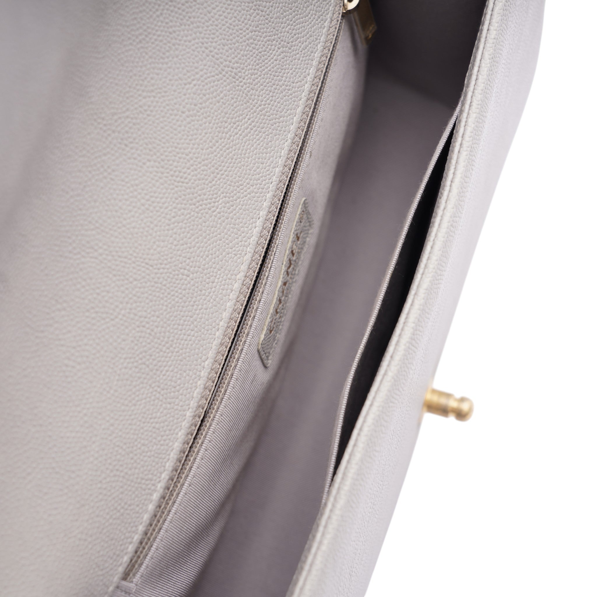 Pre-Owned Chanel Medium Boy Bag