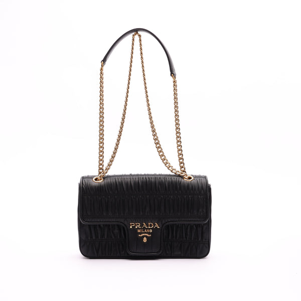 Pre-Owned Prada Nappa Gaufre Leather Pattina Medium | STORE 5a