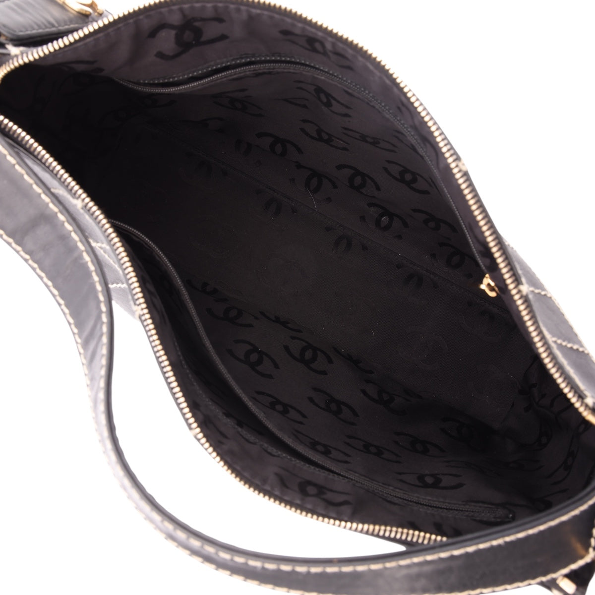 Pre-Owned Chanel Vintage Surpique Wild Stitch Hobo