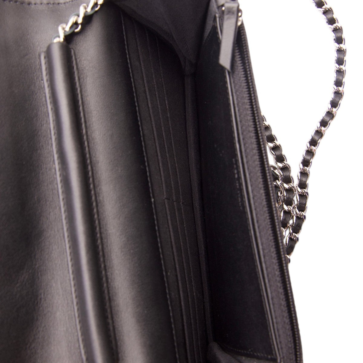 Pre-Owned Chanel Patent Classic Wallet on Chain