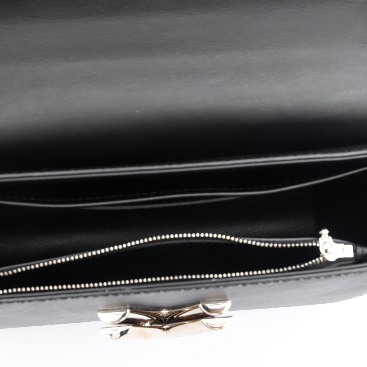 Pre-Owned Louis Vuitton Epi Twist MM