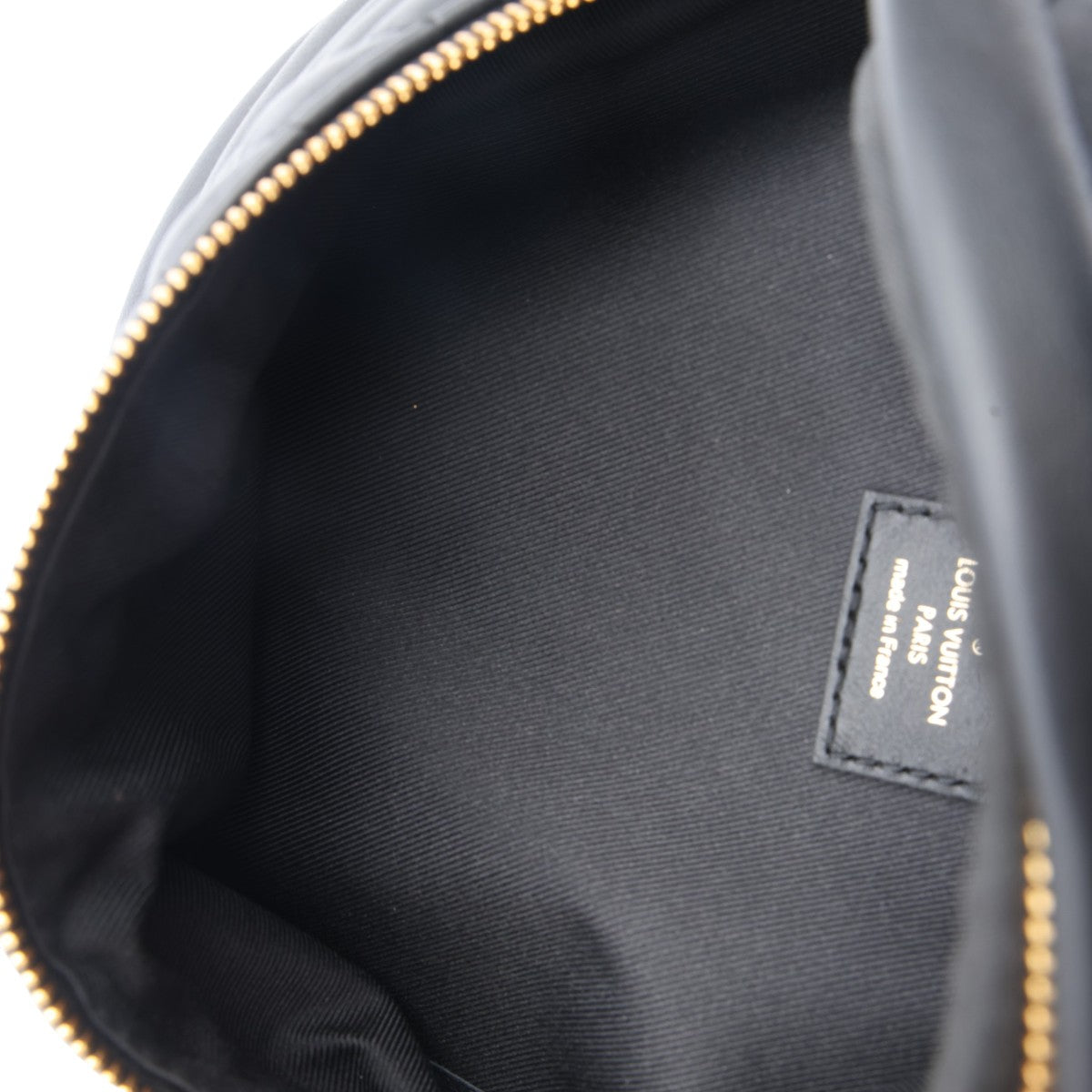 Pre-Owned Louis Vuitton New Wave Bumbag