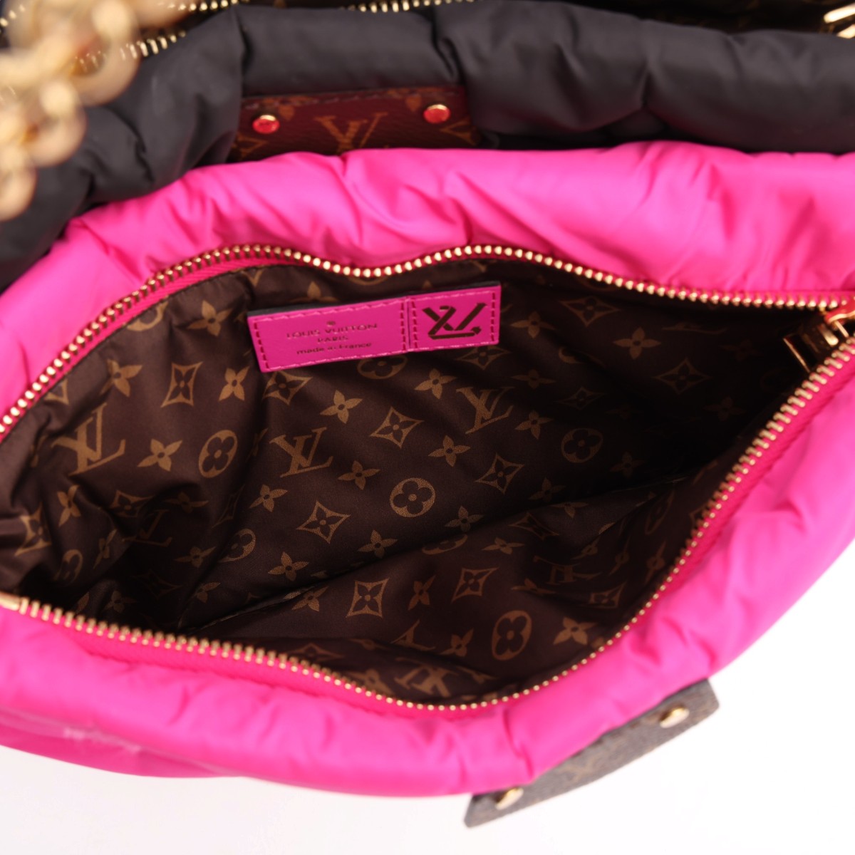 Pre-Owned Louis Vuitton Monogram Pillow Maxi Pochette Accessories