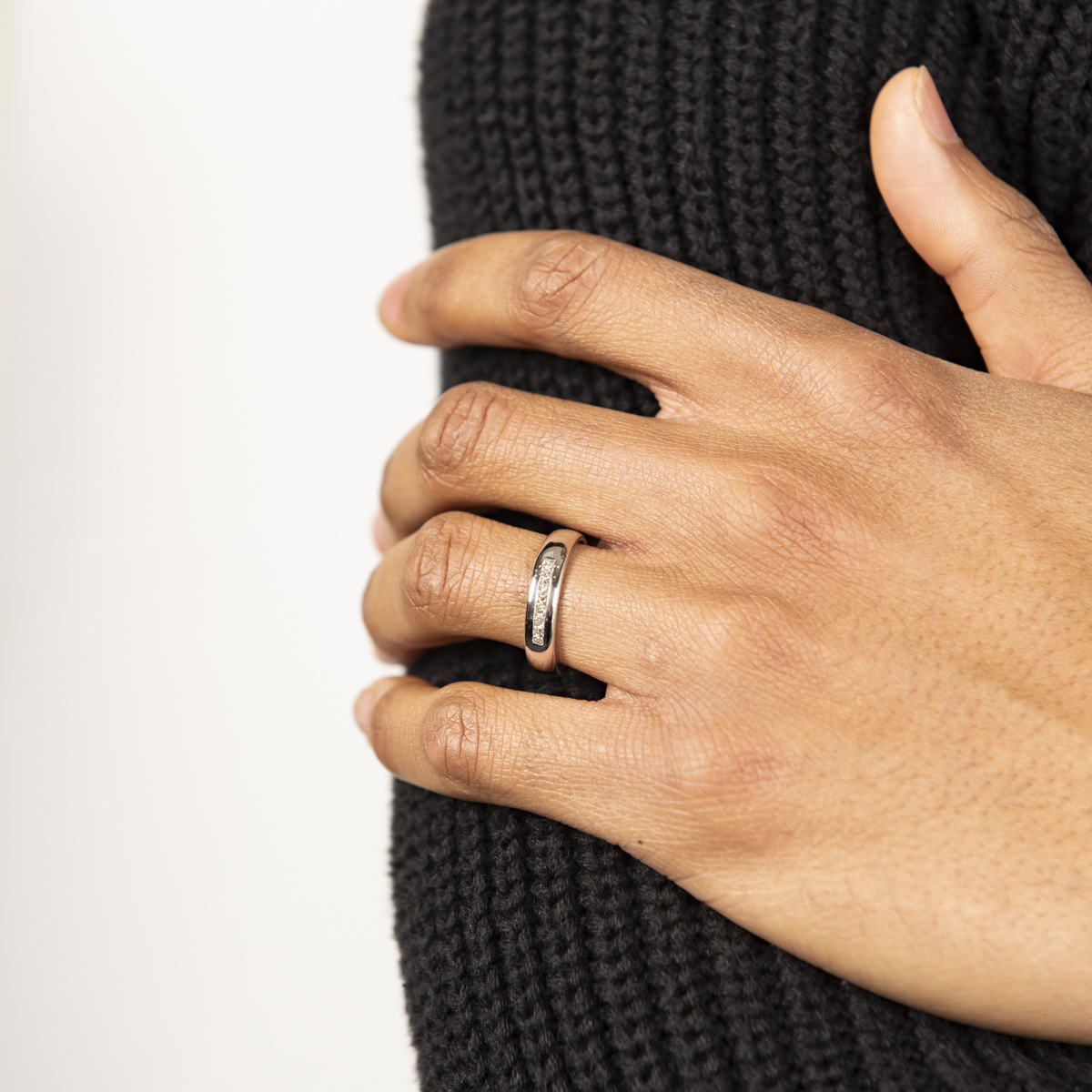 Pre-Owned Diamond Gents Channel Band