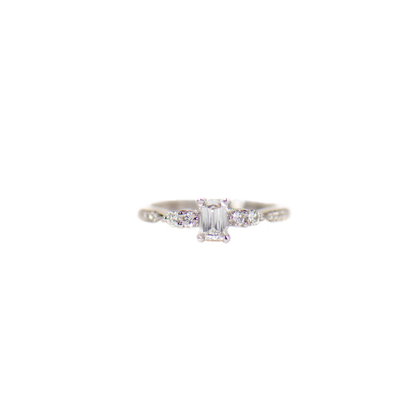 PRE-OWNED CHRISTOPHER DESIGNS DIAMOND RING