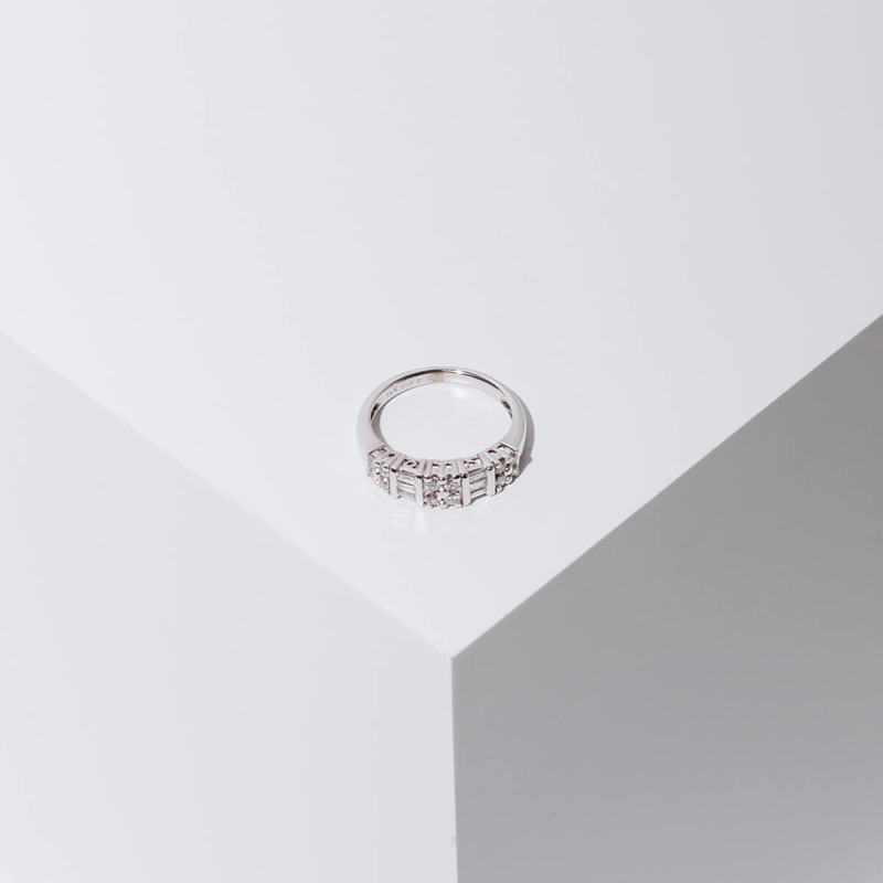 Preowned 2025 wedding bands