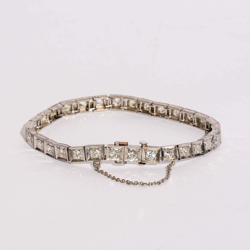 Pre-Owned Diamond Line Bracelet