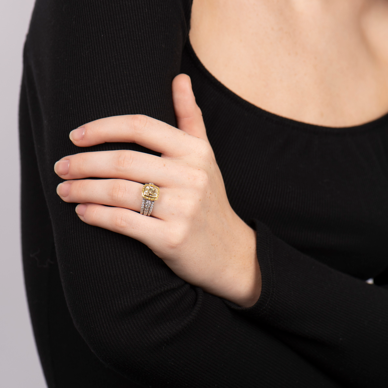 Second hand yellow diamond ring Clearance