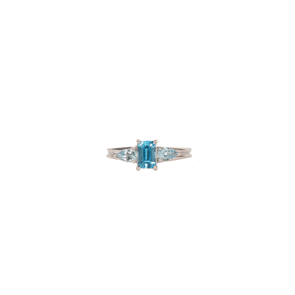Pre-Owned Blue Topaz Ring